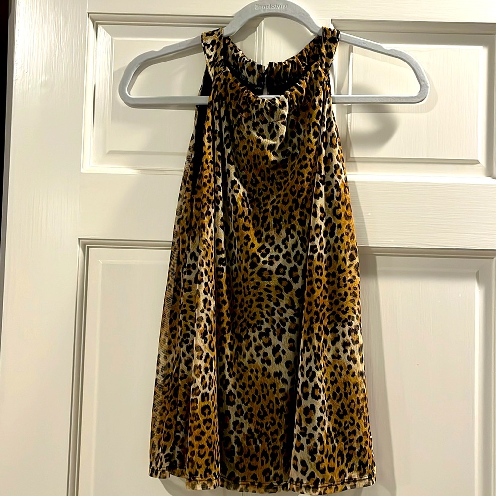 Fine mesh animal print tank top.